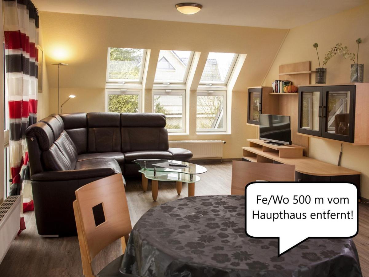 Gaestehaus Scharfe Kurve Lutzow ภายนอก รูปภาพ